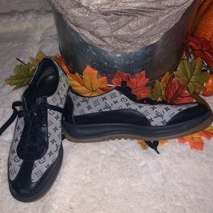 💯Louis Vuitton Monogram Mini Lin Blue Sneakers 38